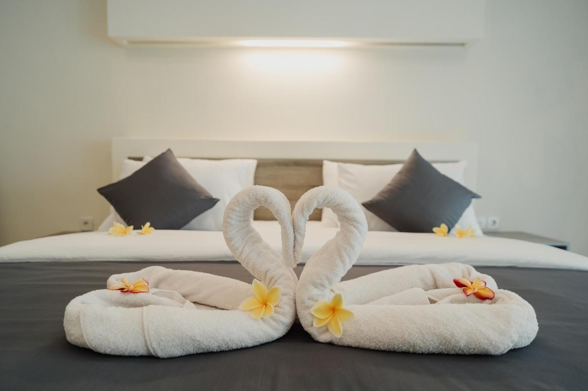Hotel D'leafy 3*